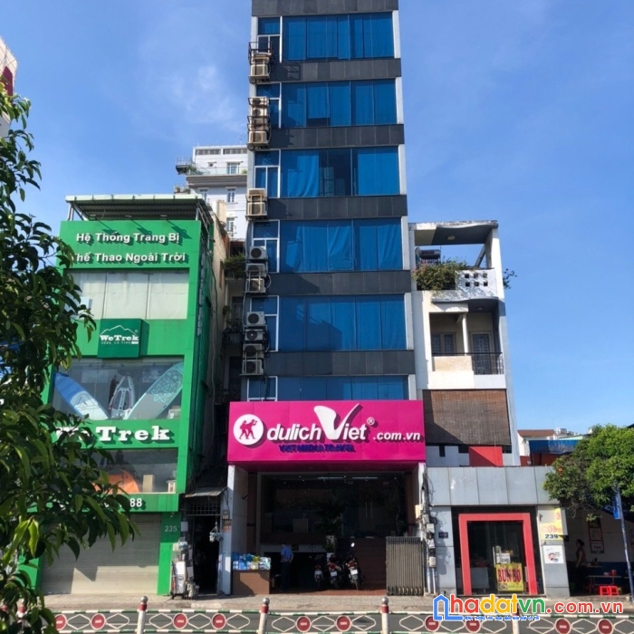 Mt 239a hoàng văn thụ phường 8 quận phú nhuận, 6.5x13m, hầm, 6 lầu thang máy, hđ thuê 100tr.tháng