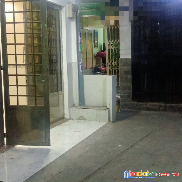 Cần bán gấp nhà sư vạn hạnh quận 5,  chỉ nhỉnh 4 tỷ