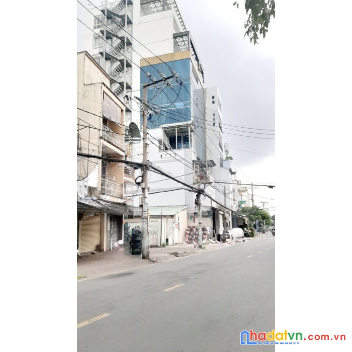 Nhà mt hưng phú 4 x 25m trệt,2 lầu p8q8. giá 17 tỷ tl ít