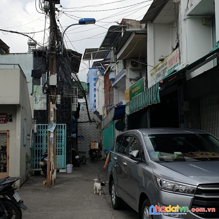 Hxh tôn đản dt 84 m 3 tầng ngang 4 x 7 m quận 4 có 2.52  tỷ