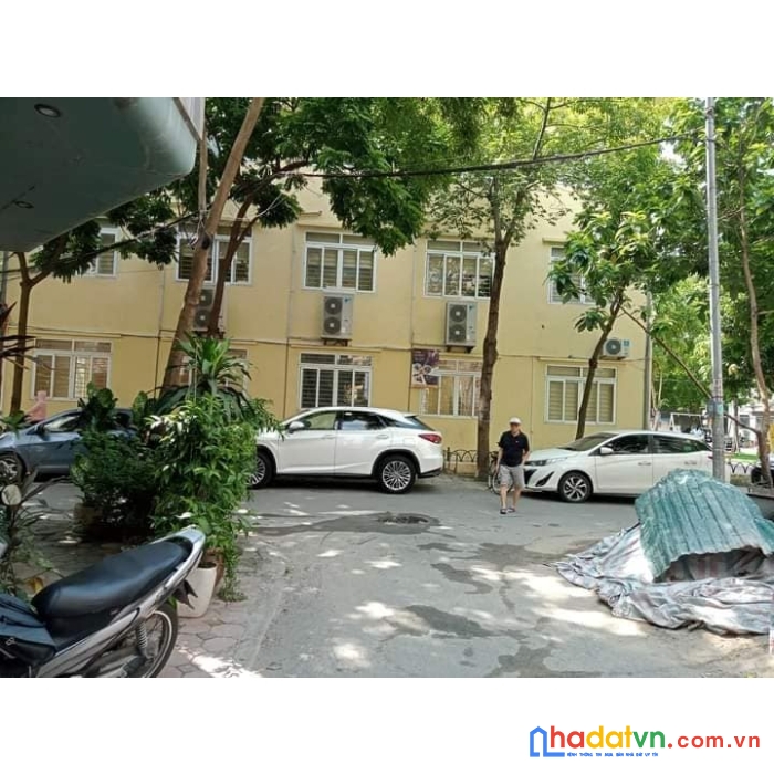 Phân lô - ô tô tránh – mặt tiền lý tưởng – kinh doanh sầm uất.