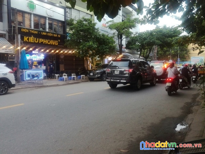 Mặt tiền hà huy tập diện tích khủng dòng tiền lớn 250tr