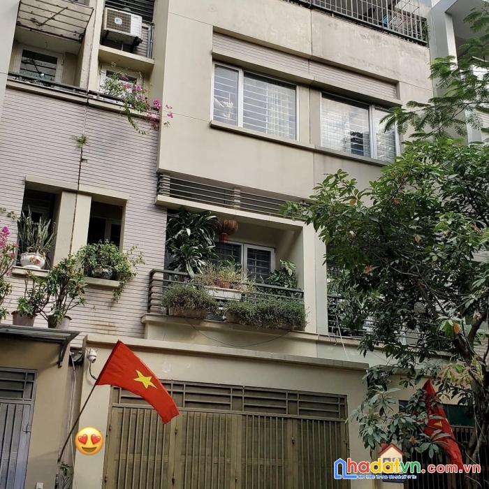 Bán liền kề văn phú hà đông 85m2 5m tiền nhỉnh 9 tỷ.