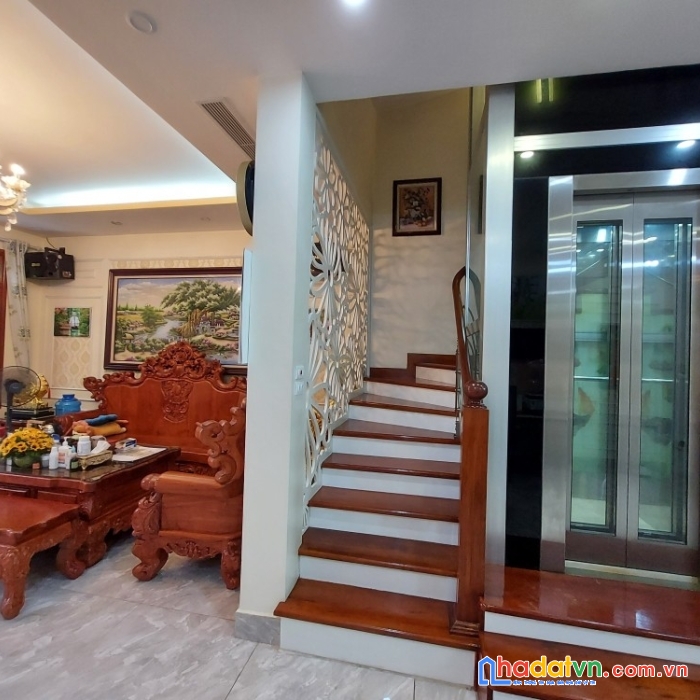 Bán 90m2 đất phố thạch bàn, long biên - kinh doanh - ô tô vào nhà chỉ 6tỷ37.