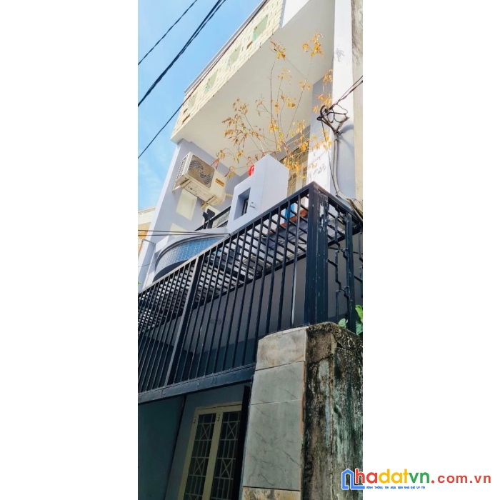 Nhà hxh, ngay bến xe miền đông, bình thạnh 98m2, 2tầng, giá chỉ 8.5 tỷ