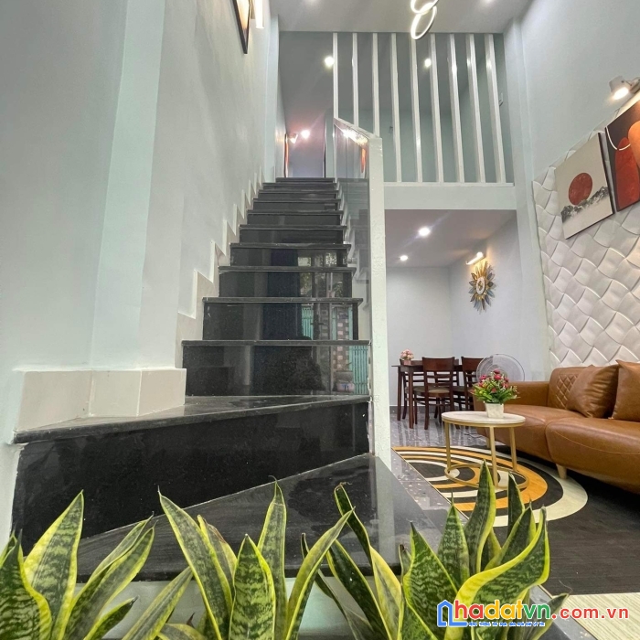 Bán nhà mặt tiền giá rẻ đường thạch lam-quận tân phú-235m2-chỉ nhỉnh 19.7 tỷ