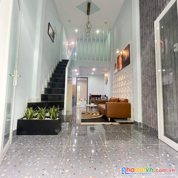 Bán nhà mặt tiền đường thạch lam-quận tân phú-9.4mx52m-chỉ 19.7 tỷ