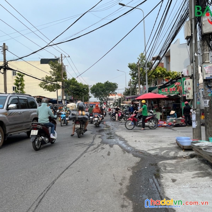 Chỉ 3.45ty có ngay lô đất biệt thự 240m2 đường thông xe hơi,p.tân phong