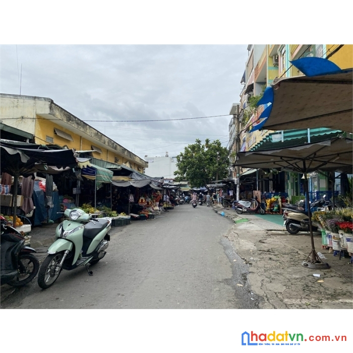 Bán gấp mặt bằng  chợ tân hương,tân phú 67 m2, 4 tầng, nhỉnh 8 tỷ