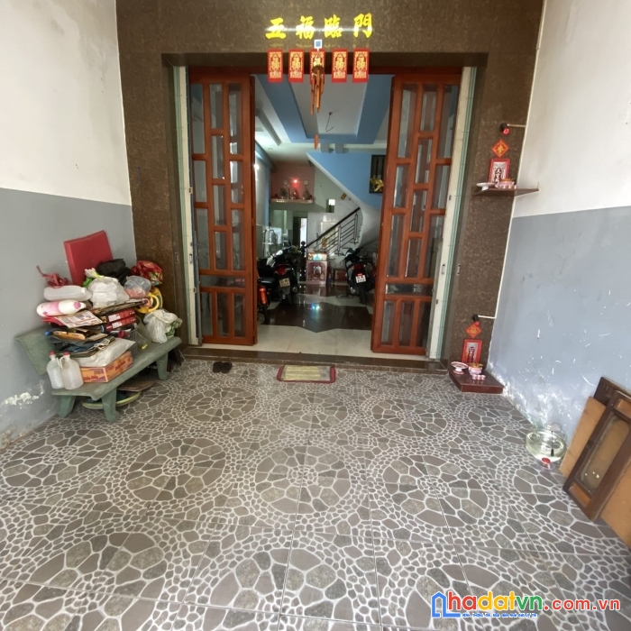 Nhà 3 tầng tân hòa đông - hxh - giáp quận 6- tân phú - shr vuông vắn.