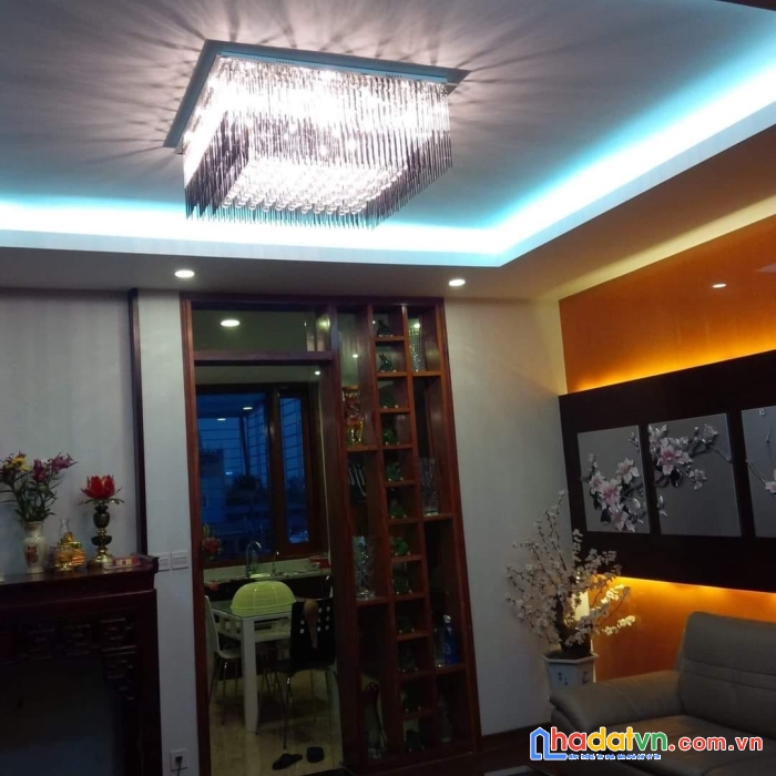 Bán gấp nhà 5 tầng 7 phòng ngủ vĩnh hồ ngã tư sở đống đa 68m hơn 10 tỷ