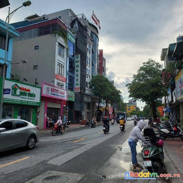 Bán nhà  3 tầng hoàng như tiếp,kinh doanh tốt, dt 85m2 mt 8m