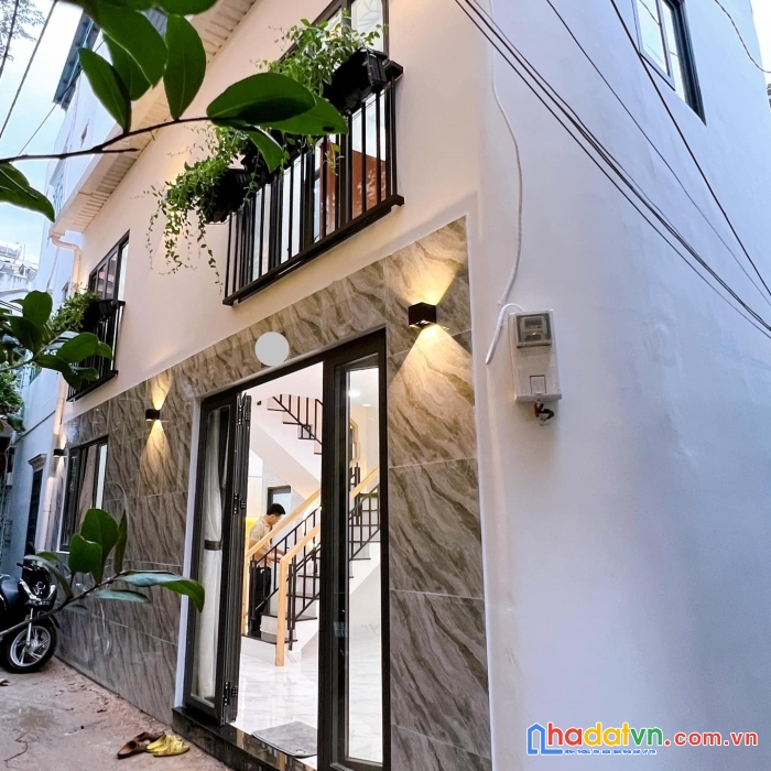 Công chúa ngủ trong rừng – hxt tới nhà – ngang 8.7m – giá chỉ 3.xx tỷ