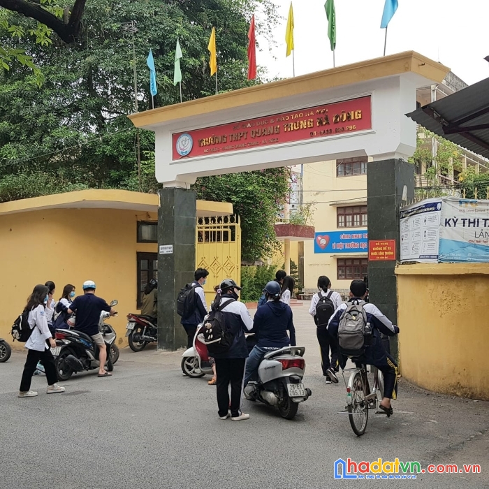 Siêu phẩm cần bán ngõ 2 quang trung ô tô kinh doanh đa dạng các mặt hàng ngay cổng trường họcbthpt