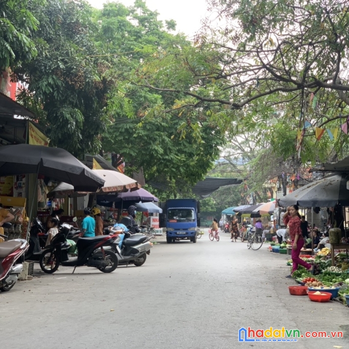 Chính chủ bán đất băng 2 đường mê linh