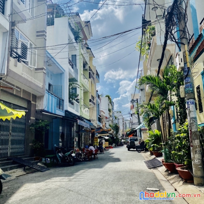 Hiếm bán nhà đầm sen p3, quận 11, 54m2, 2 tấm, 5x tỷ