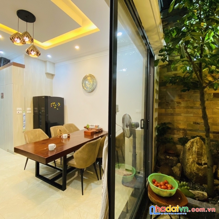 Nhà đẹp pháo đài láng 50m, 5t, 4.5mmt. cực thoáng, ở luôn. giá chỉ 5.9 tỷ. lh 0799198898