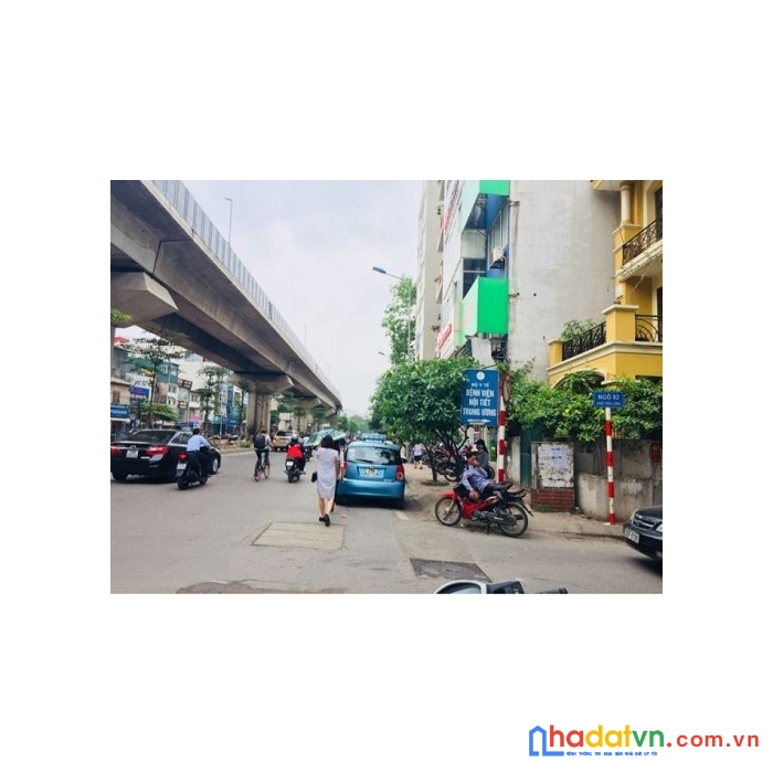 Văn phòng 10 tầng đẹp nhất phố yên lãng, lô góc, mặt tiền siêu khổng lồ cho thuê 100 tr/ tháng