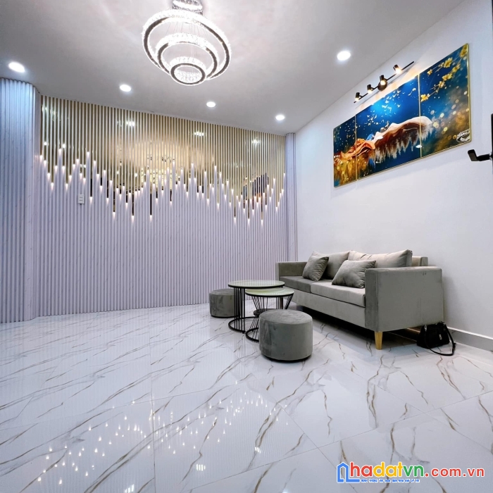 Nhà quận 2 - 3 tầng, 60m, đường lê văn thịnh .