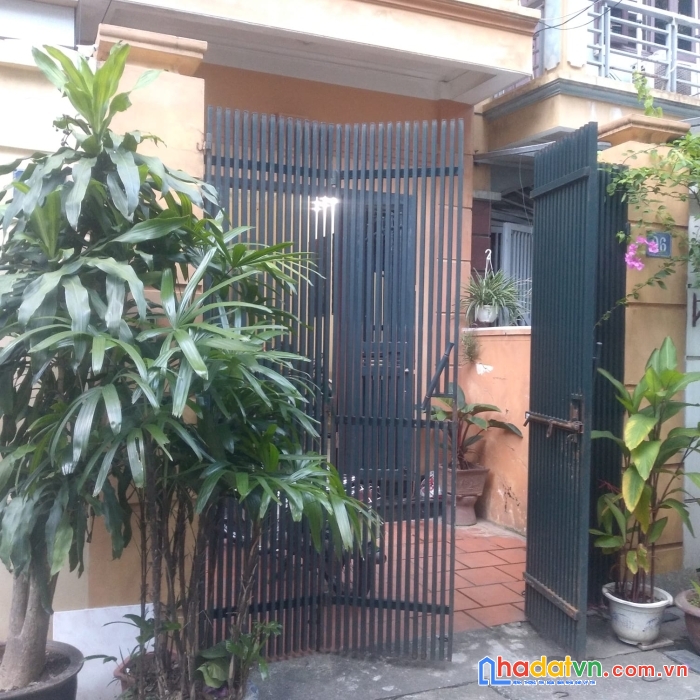 Ba đình – phân lô ô tô tránh – 2 thoáng – dân trí cao – văn minh yên tĩnh.