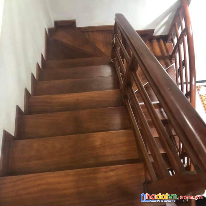 Mặt phố xã đàn, đống đa, vỉa hè, kinh doanh sầm uất, 40m2x6t, 22 tỷ, lh ms linh 0886288810