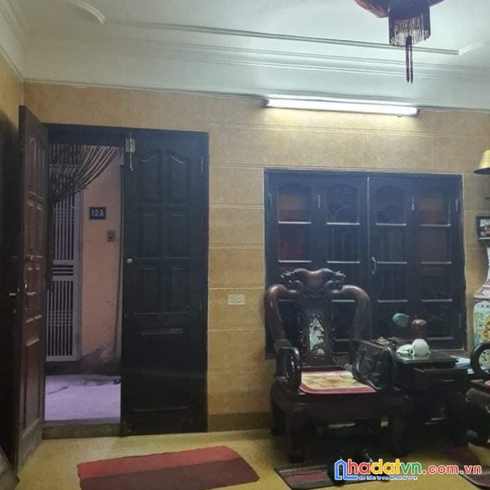 Phố trường chinh, đống đa: diện tích 42m2*3t – mt 4,3m – giá chào 3.5 tỷ.