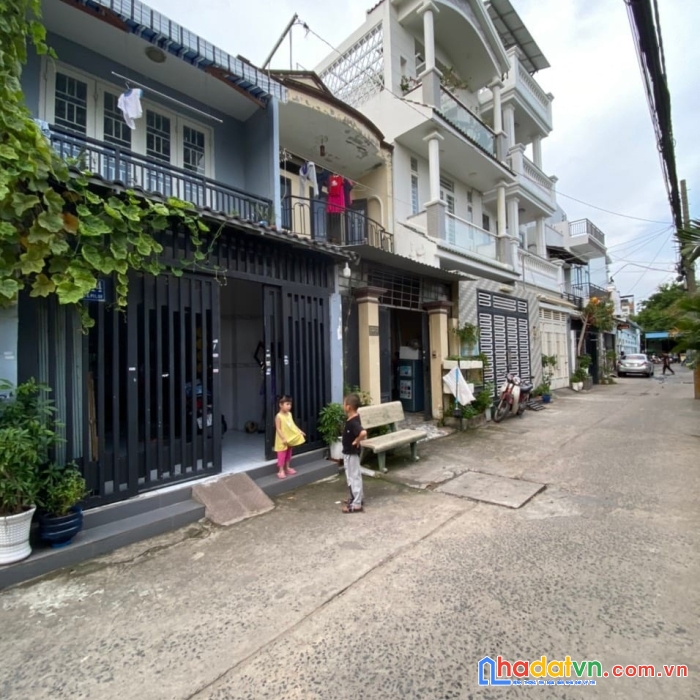 Cần bán gấp nhà thống nhất 65m2, hẻm 6m, giá 5,2 tỷ
