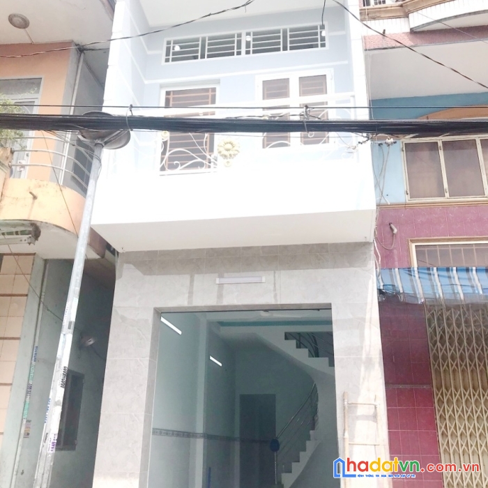 Nhà mới trệt/lầu mặt tiền đường tùng thiện vương p12q8