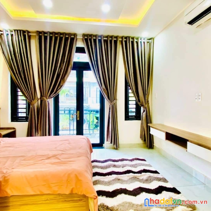 Bán nhà đường mình phụng quận 6 giá rẻ-5.6mx7m-giá chỉ 3 tỷ 98-hxh
