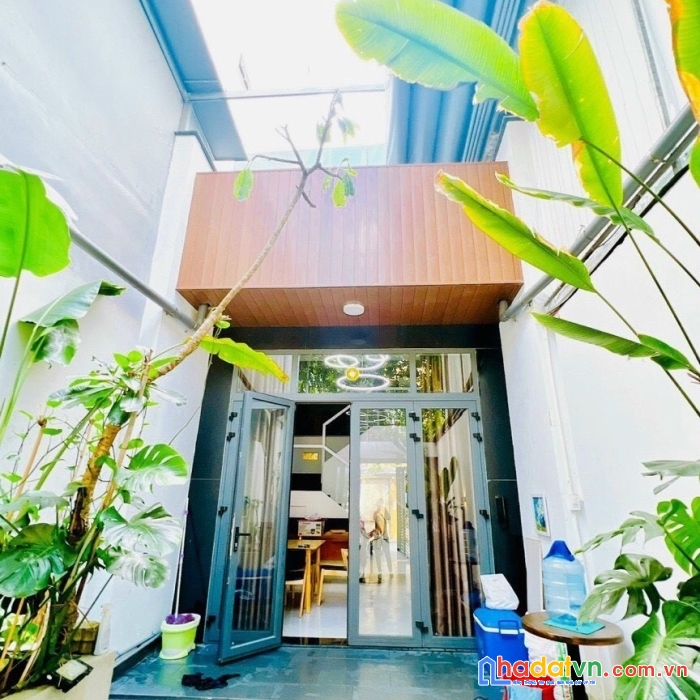 Nhà đẹp tây thạnh tân phú - hẻm 6m kinh doanh -92m2 -2 tầng - chỉ 6.6 tỷ