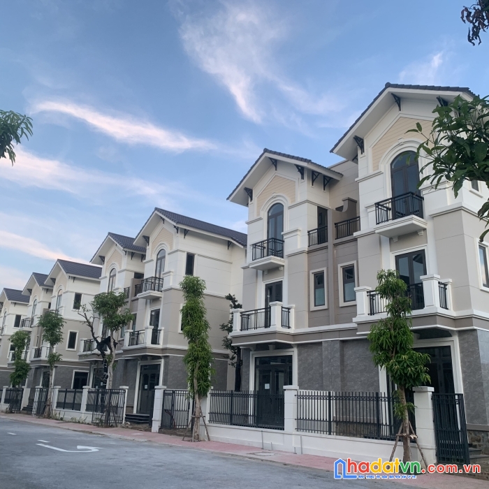 Biệt thự song lập siêu xinh tại centa city giá chỉ từ 46tr/m2 - 0394718755