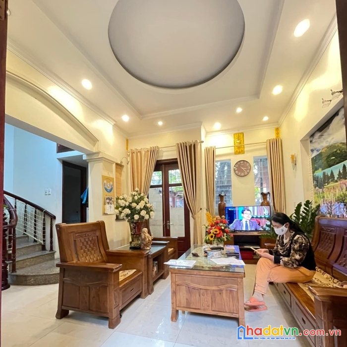 Bán nhà phạm văn đồng-cầu giấy-48m2-chỉ hơn 5tỷ-ngõ nông-30m ra phố-lô góc-ô tô gần