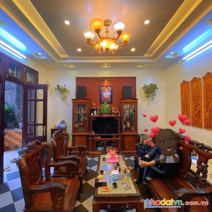 Bán nhà nguyễn văn huyên-cầu giấy 83m2-giá 10.9 tỷ-ngõ thông-ô tô qua nhà-thoáng trước