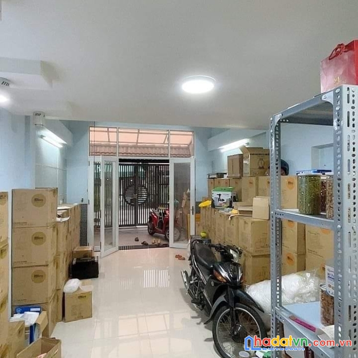 Bán gấp nhà 120m2 hxt 2mt nguyễn sơn, tân phú. khu vực đỉnh kinh doanh. gía ngộp nhỉnh 60 triệu.m2