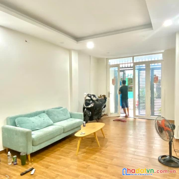 Nhà đẹp yên đỗ - hàng vip phường 1 – dt khủng 52m2 – 3 tầng chỉ 5.6 tỷ