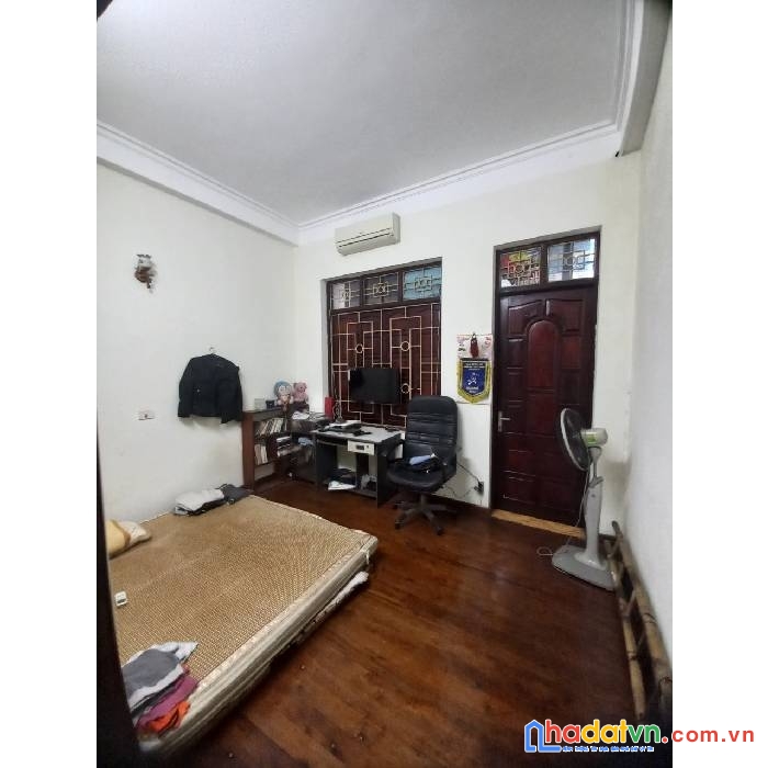 Khoái khoái !! chảy nước miếng - bán nhà -cầu giấy -mỹ đình-yên hòa - dt 30 m2 - 3.5 t -giá 2.2t