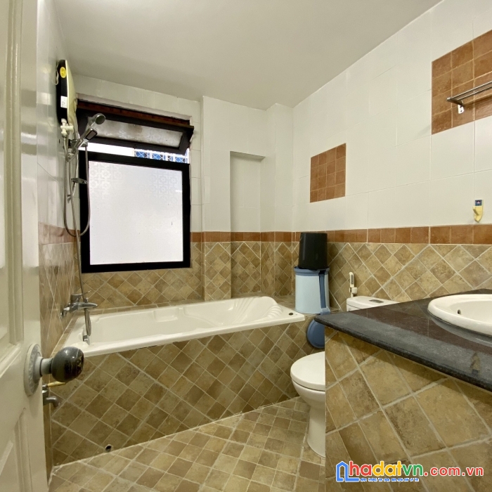 02- studio 1pn mới về, có bancol, gần chợ phạm văn hai, bờ kè. chỉ 7 triệu/tháng