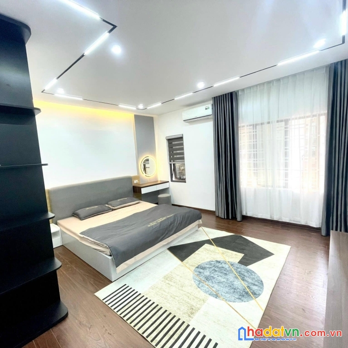 Bán nhà phố cầu giấy: 43m2*5t*3.85m, ngõ thẳng thông, thoáng trước sau, chủ để lại đồ, 4.8 tỷ