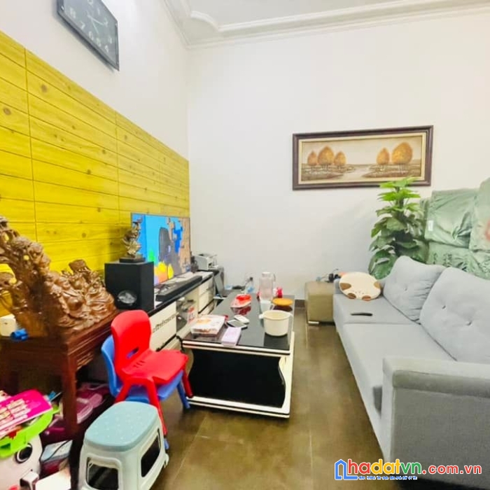 Bán nhà kim ngưu, hai bà trưng, 51m, 4 tầng, mặt tiền 4.7m, giá 6.5 tỷ.