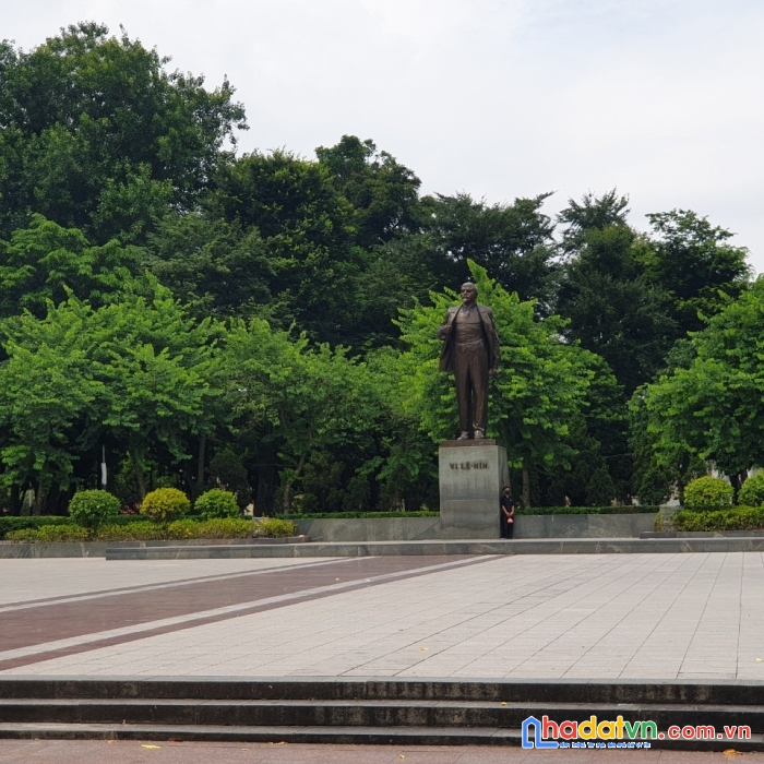 Bán đất phố nguyễn tri phương, ba đình, phân lô ôtô, 63m2, mt5.1m, giá 14.5 tỷ