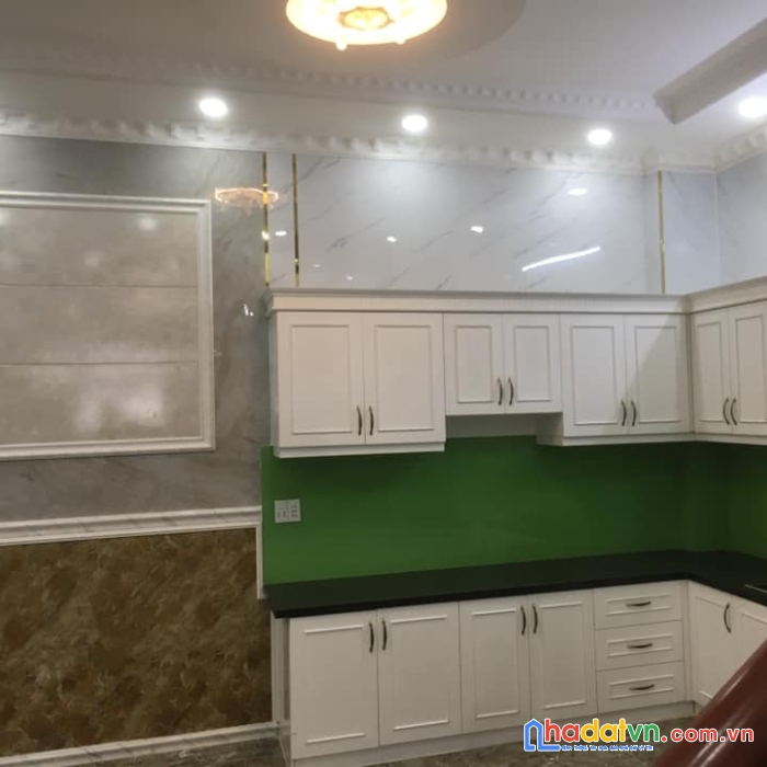 Bán nhà đẹp, xây dựng kiên cố đường huỳnh phát quận 7