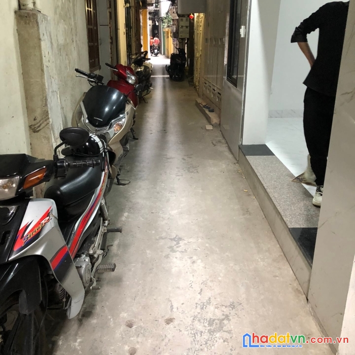 Trung tâm đống đa – nhà đẹp ở ngay – diện tích 30m² - 3 tầng – mặt tiền 4.6m – giá 2.9 tỷ.
