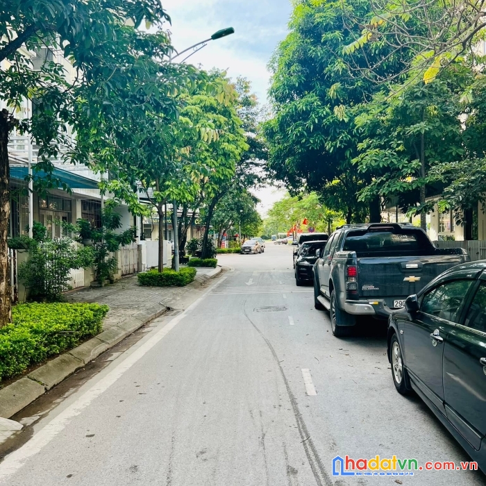 Bán nhà xuân phương 5.15 tỉ, ô tô tải đỗ cửa, tặng full nội thất, 45m2x4 tầng, sổ vuông