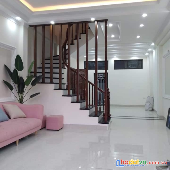 Nhà mới  phố nam dư, nội thất đầy đủ, ô tô cách nhà 10m giá 2,9 tỷ