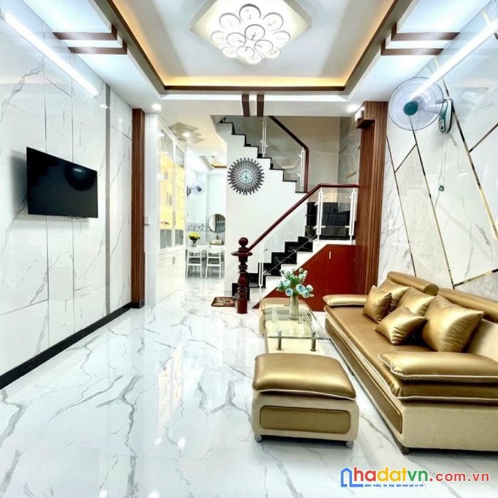Nhà đẹp huỳnh văn bánh, 4 x 10m, 2 lầu, 5.8 tỷ, 2 lầu, phú nhuận