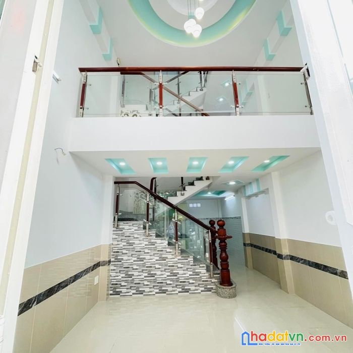 Gia đình cần bán gấp trả nợ, tống văn hên, 40m2