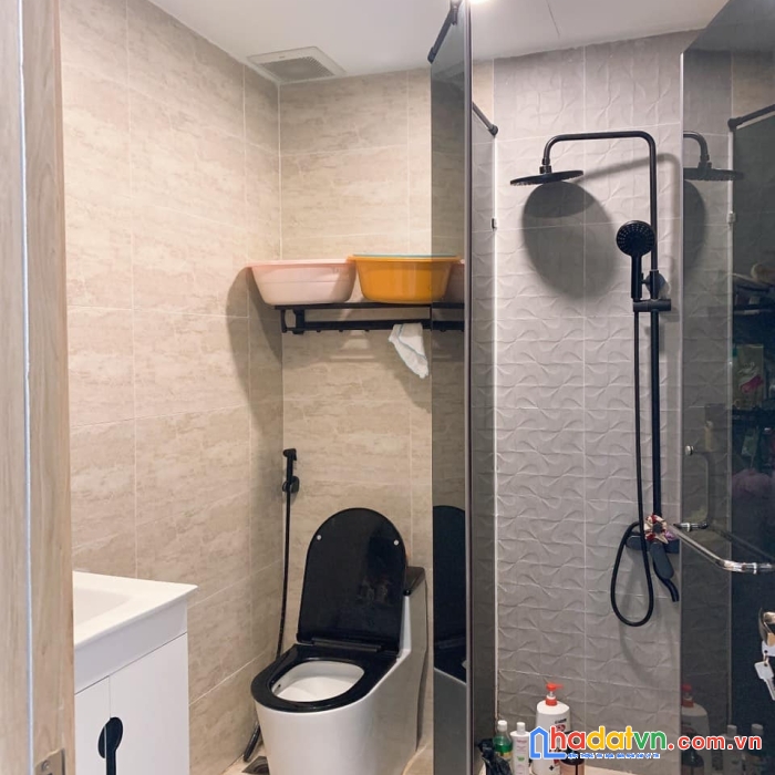 Bán nhà đẹp hẻm xe hơi, cách mặt tiền đường chỉ 30m, đường huỳnh tấn phát