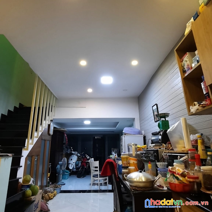 Ngộp bank giảm sập sàn nhà mới nguyễn cửu vân 60m2 2 tầng sát q1 còn 6 tỷ