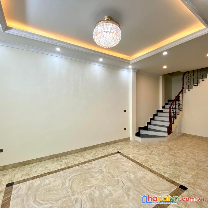 Bán nhà_tư đình_35m2_ô tô tận cửa_4 tỷ