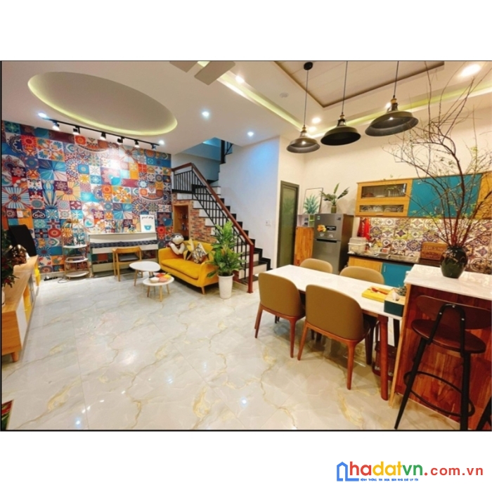 Nhà đẹp ở ngay. lô góc, 3 tầng, ô tô tránh đường điện biên phủ giá hơn 3 tỷ